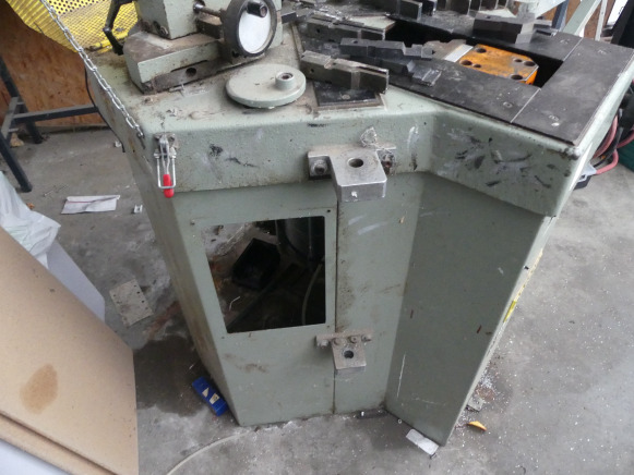 Sertisseuse pneumatique Eisele PRESSTA - Металлообрабатывающий станок: фото 5 Sertisseuse pneumatique Eisele PRESSTA - Металлообрабатывающий станок: фото 5