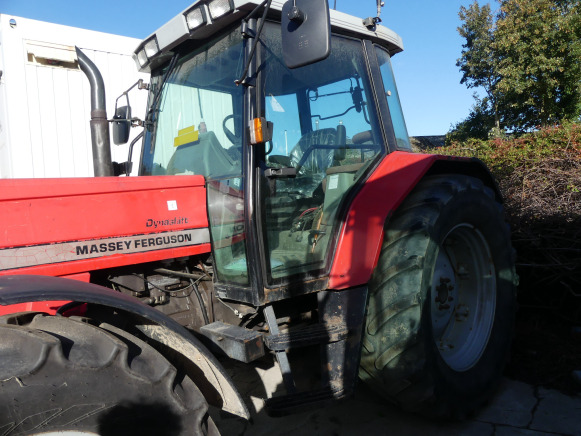 Tracteur agricole Massey Ferguson 6180-4 - Трактор: фото 4 Tracteur agricole Massey Ferguson 6180-4 - Трактор: фото 4