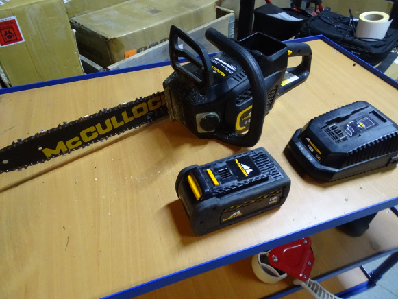 Tronçonneuse 40 V Mc CULLOCH LI 40CS - Металлообрабатывающий станок: фото 1 Tronçonneuse 40 V Mc CULLOCH LI 40CS - Металлообрабатывающий станок: фото 1