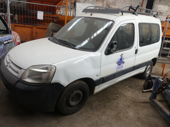 Voiture Citroën Berlingo - Легковой автомобиль: фото 1 Voiture Citroën Berlingo - Легковой автомобиль: фото 1