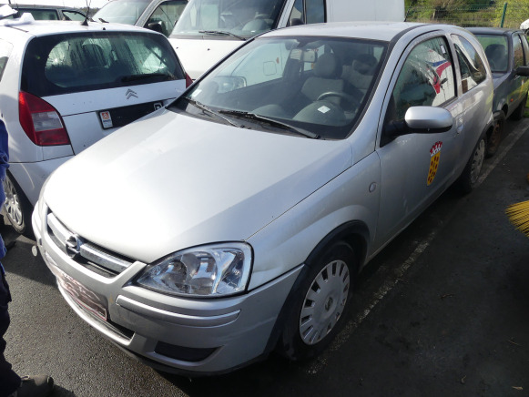 Voiture Opel Corsa - Легковой автомобиль: фото 1 Voiture Opel Corsa - Легковой автомобиль: фото 1