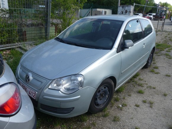 Voiture Volkswagen Polo - Легковой автомобиль: фото 1 Voiture Volkswagen Polo - Легковой автомобиль: фото 1