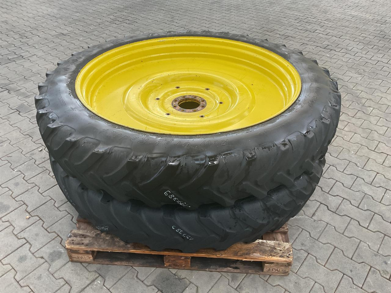 Alliance 12.4R52 - Шина для Сельскохозяйственной техники: фото 4 Alliance 12.4R52 - Шина для Сельскохозяйственной техники: фото 4