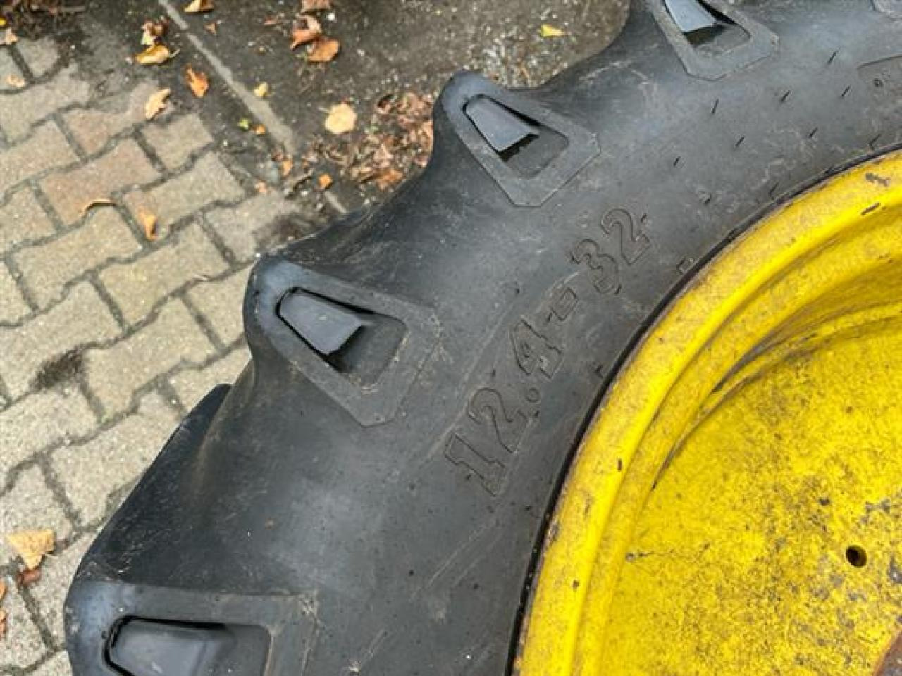 BKT 12.4-32 - Шина для Сельскохозяйственной техники: фото 3 BKT 12.4-32 - Шина для Сельскохозяйственной техники: фото 3