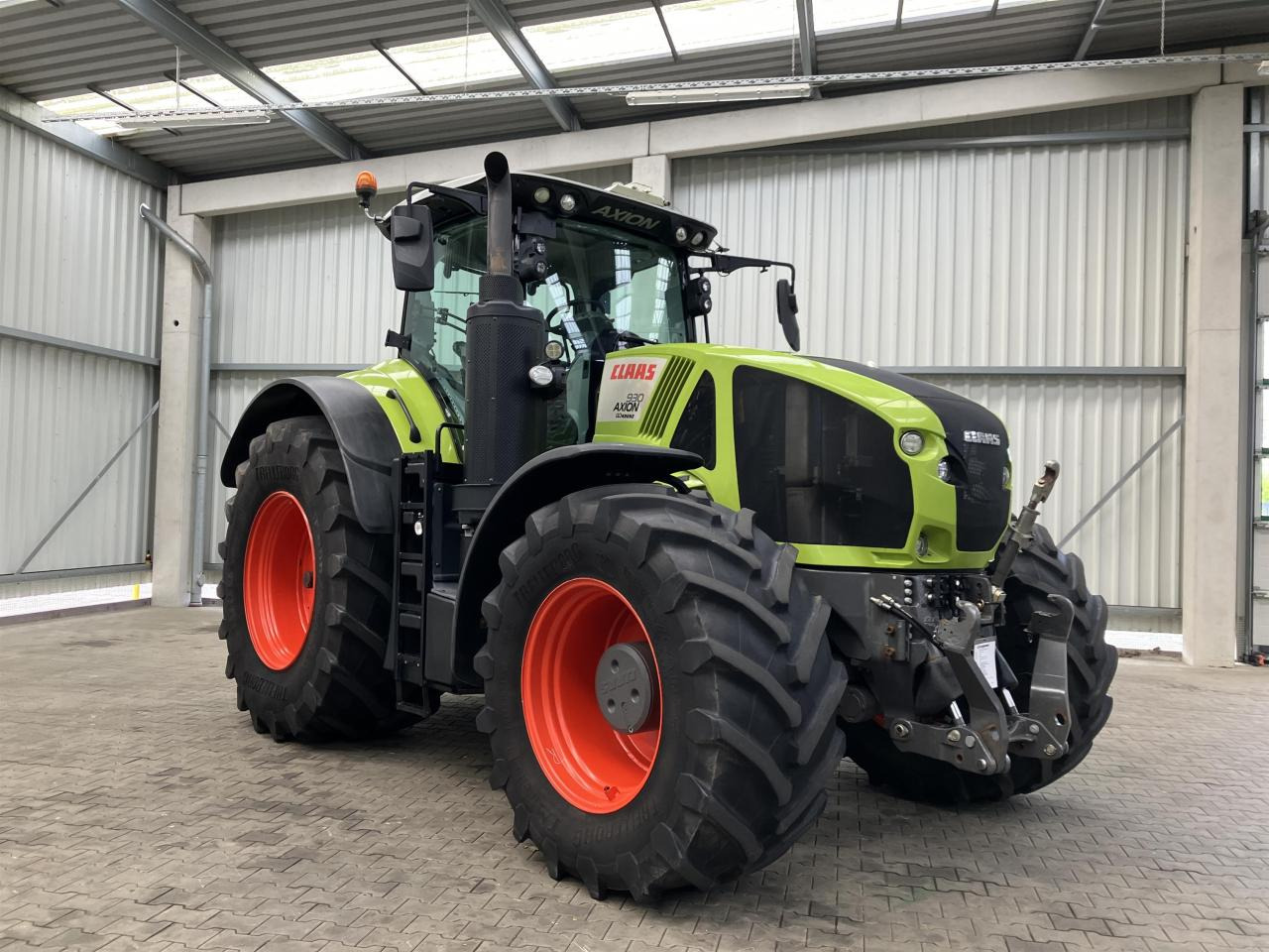 CLAAS Axion 930 - Трактор: фото 1 CLAAS Axion 930 - Трактор: фото 1