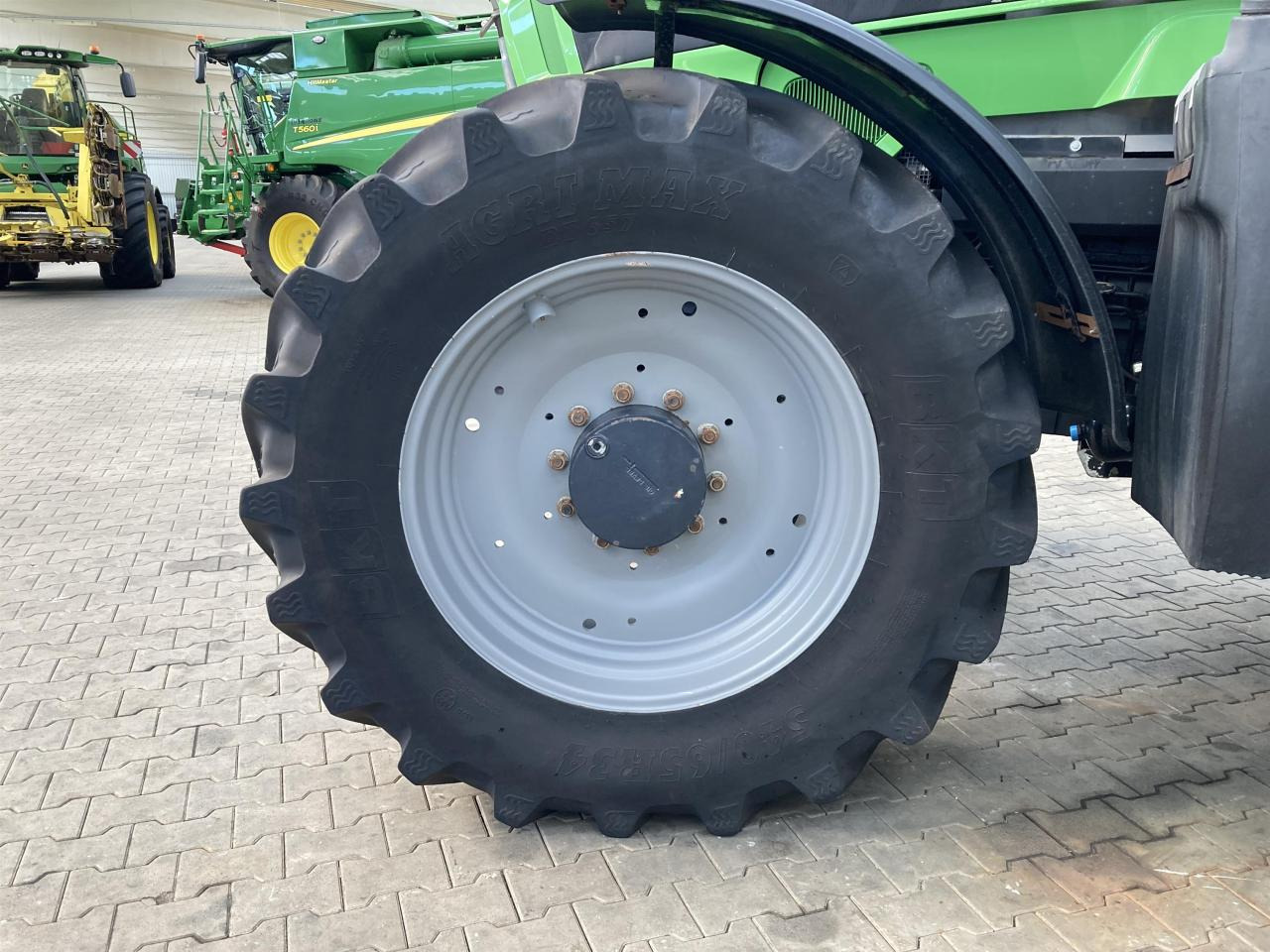 Deutz-Fahr 7250 TTV - Трактор: фото 3 Deutz-Fahr 7250 TTV - Трактор: фото 3