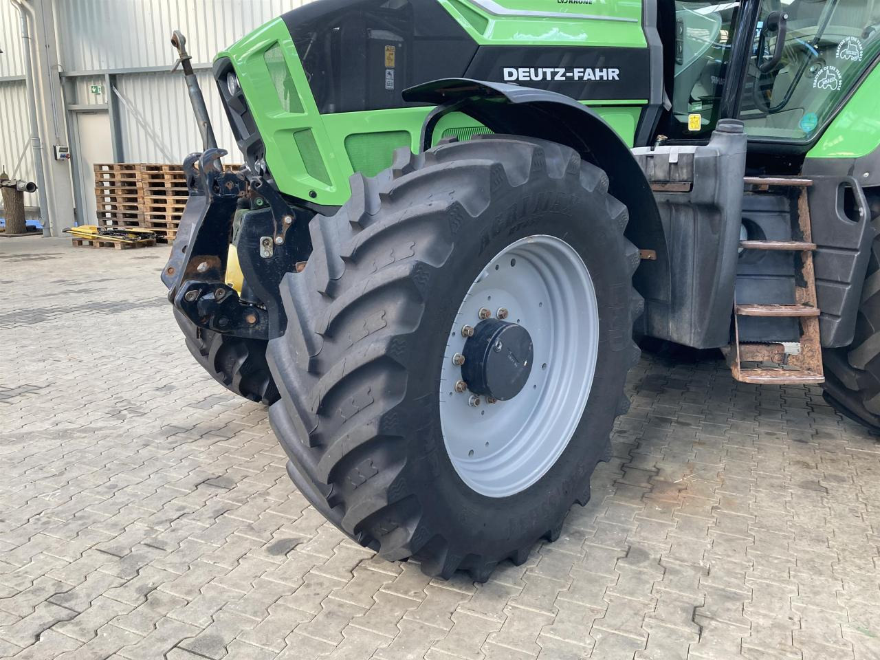 Deutz-Fahr 7250 TTV - Трактор: фото 2 Deutz-Fahr 7250 TTV - Трактор: фото 2
