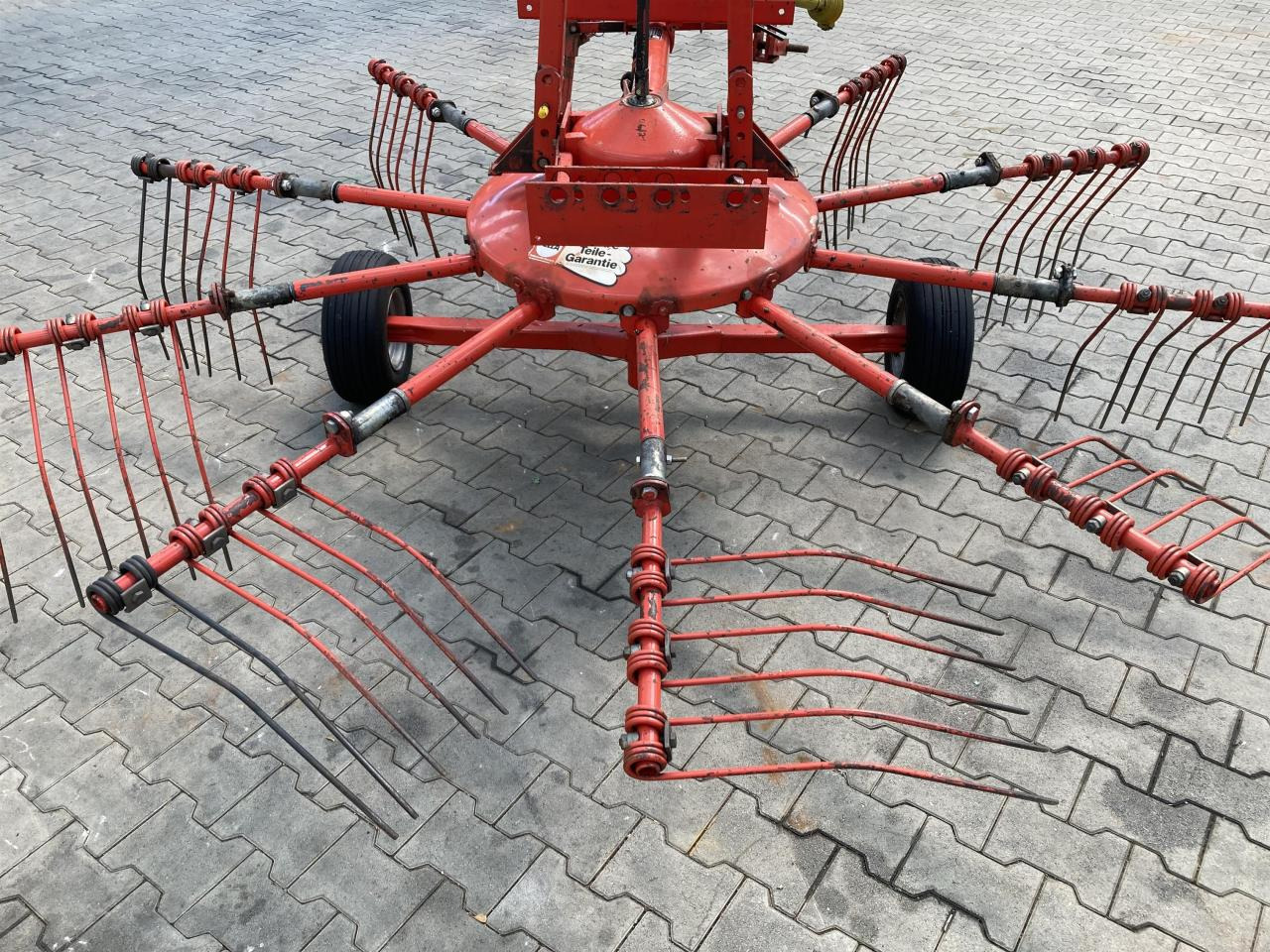 Fella TS 335 DN - Сеноворошилка: фото 4 Fella TS 335 DN - Сеноворошилка: фото 4