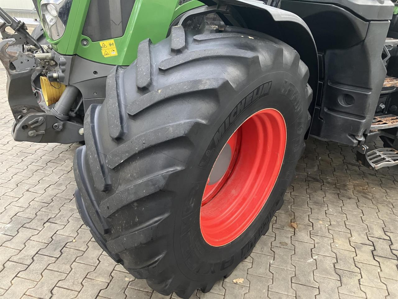 Fendt 826 Vario ProfiPlus - Трактор: фото 2 Fendt 826 Vario ProfiPlus - Трактор: фото 2