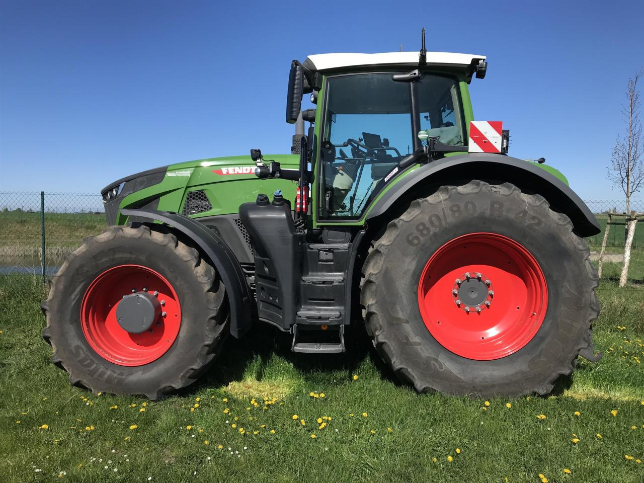 Fendt 942 Vario Profi Plus - Трактор: фото 1 Fendt 942 Vario Profi Plus - Трактор: фото 1