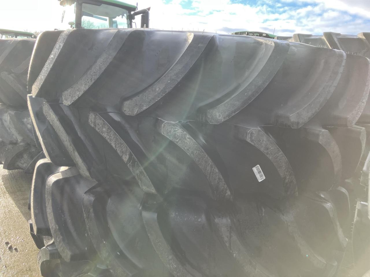 Firestone 650/85R38 - Шина для Сельскохозяйственной техники: фото 1 Firestone 650/85R38 - Шина для Сельскохозяйственной техники: фото 1
