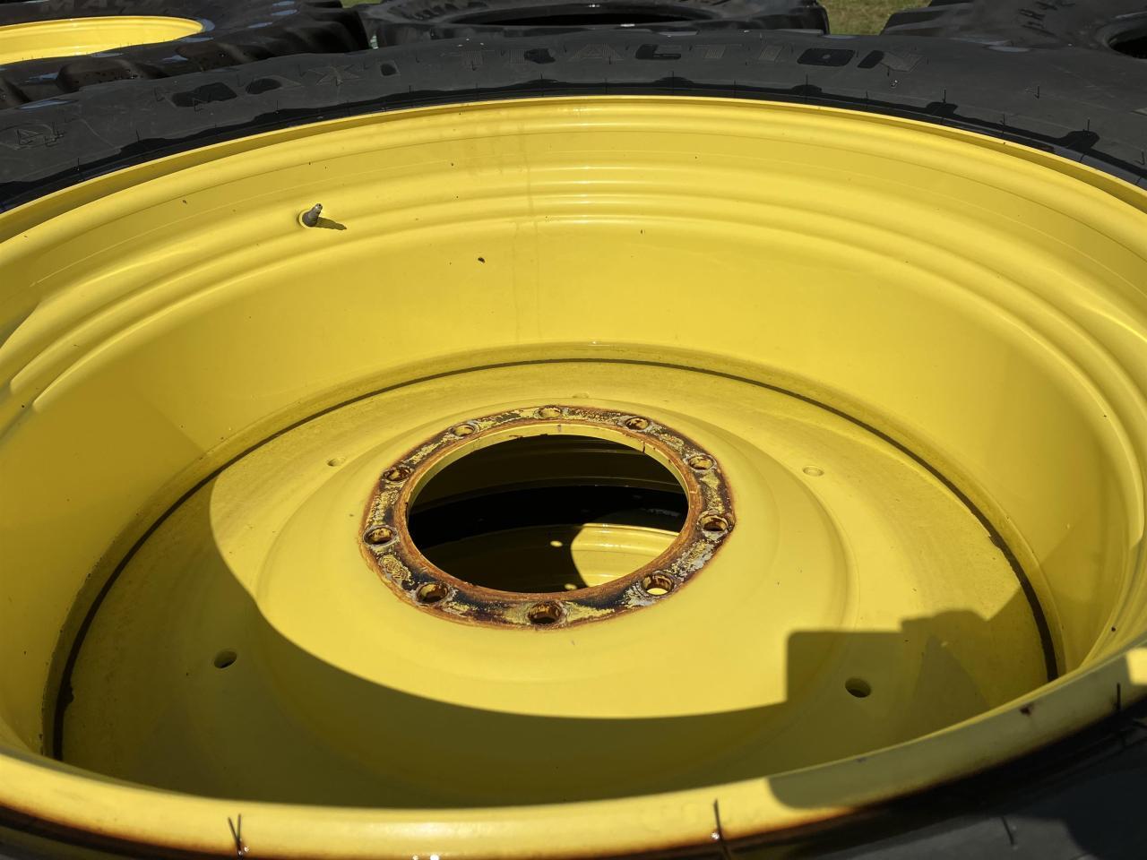 Firestone 710/70R42 - Шина для Сельскохозяйственной техники: фото 4 Firestone 710/70R42 - Шина для Сельскохозяйственной техники: фото 4