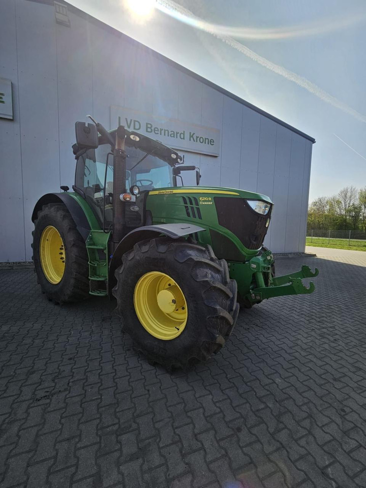 John Deere 6210R - Трактор: фото 3 John Deere 6210R - Трактор: фото 3