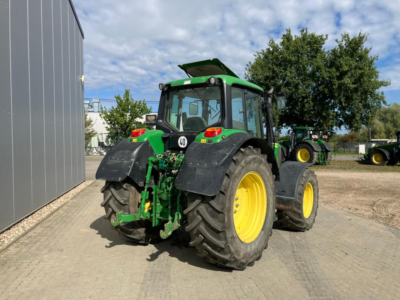 John Deere 6830 - Трактор: фото 4 John Deere 6830 - Трактор: фото 4