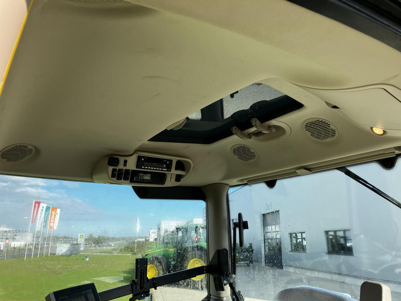 Трактор John Deere 6R 185: фото 8