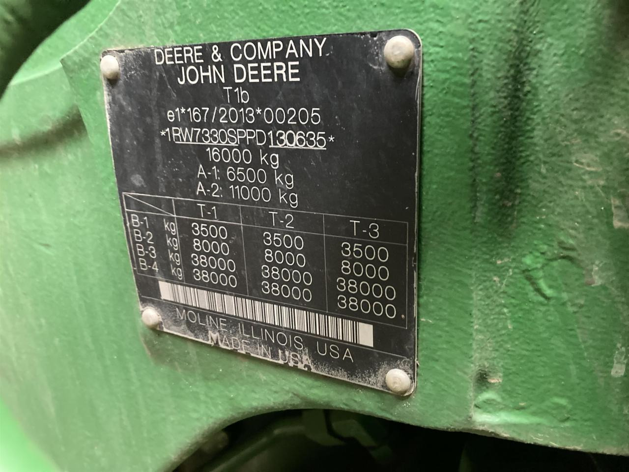 John Deere 7R 330 - Трактор: фото 4 John Deere 7R 330 - Трактор: фото 4