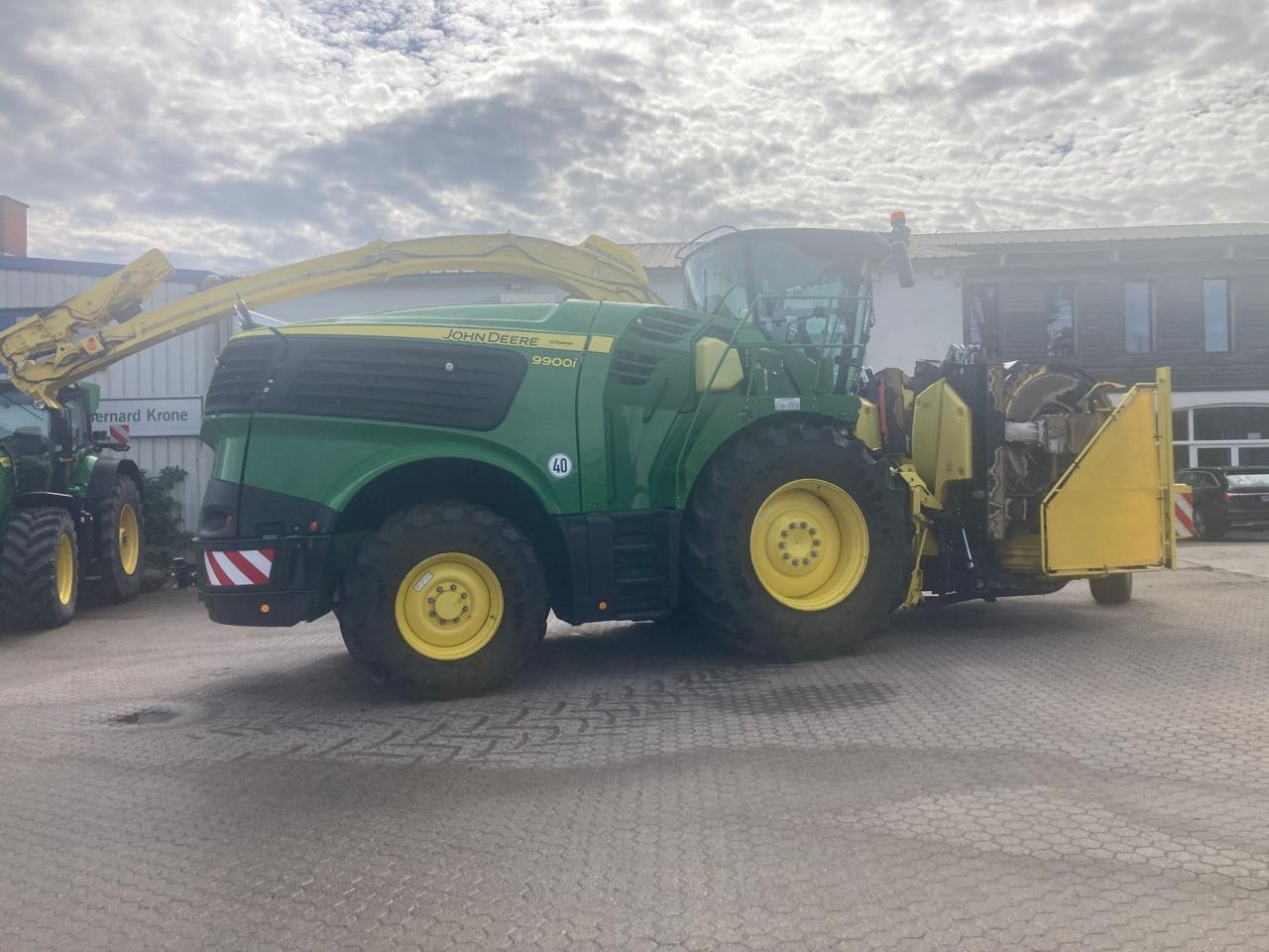 John Deere 9900i - Кормоуборочный комбайн: фото 4 John Deere 9900i - Кормоуборочный комбайн: фото 4