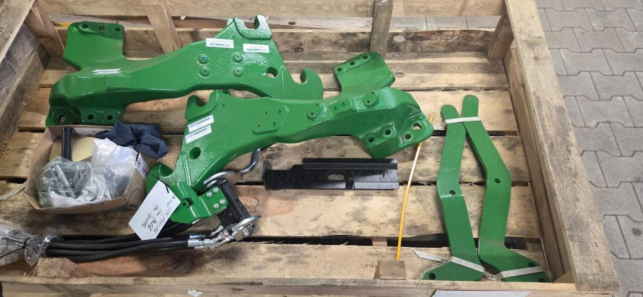 John Deere Anbauteile und Multikuppler - Фронтальный погрузчик для трактора: фото 1 John Deere Anbauteile und Multikuppler - Фронтальный погрузчик для трактора: фото 1