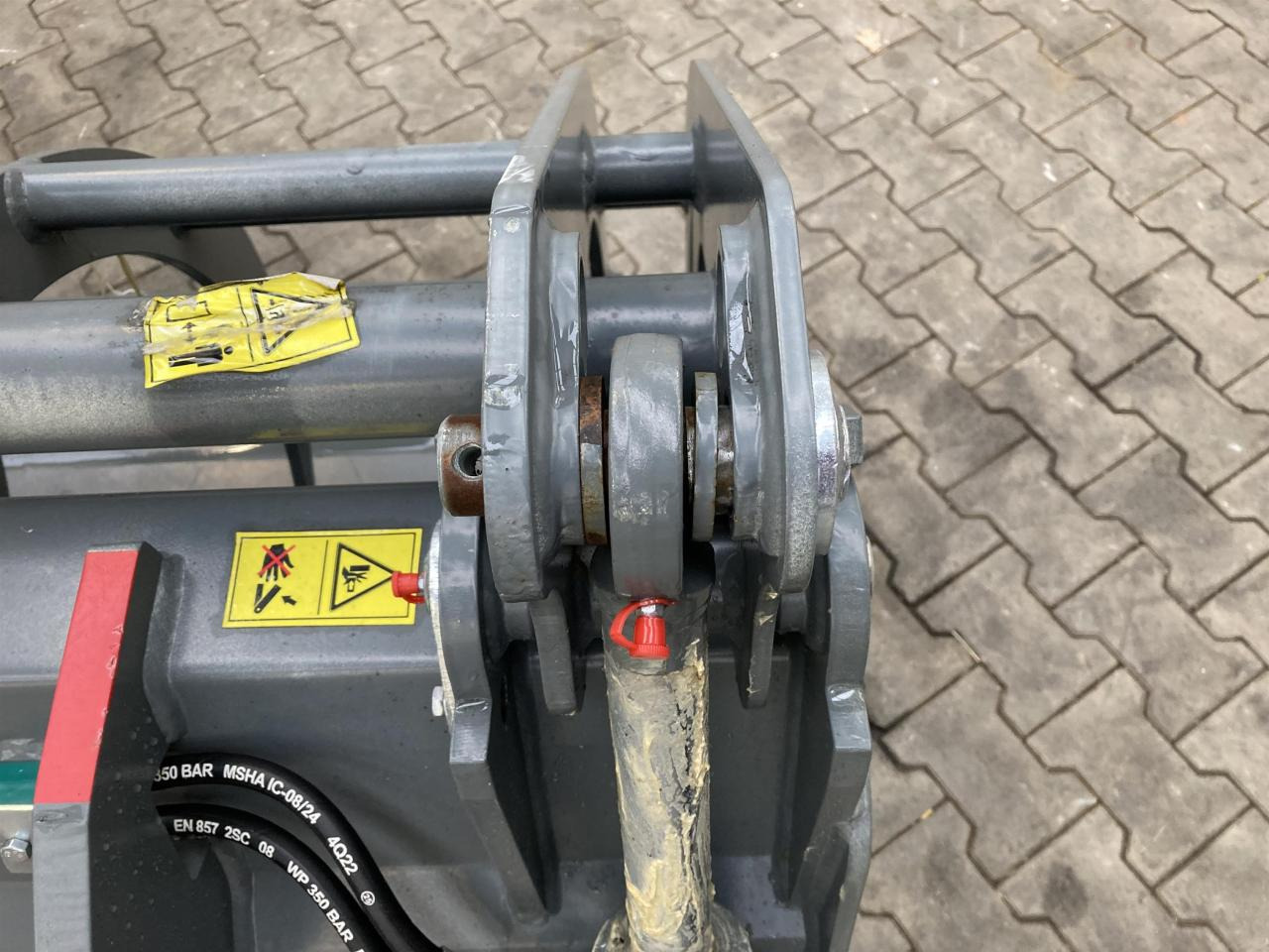 Kramer 1600 mm Silagebeißschaufel - Фронтальный погрузчик для трактора: фото 4 Kramer 1600 mm Silagebeißschaufel - Фронтальный погрузчик для трактора: фото 4