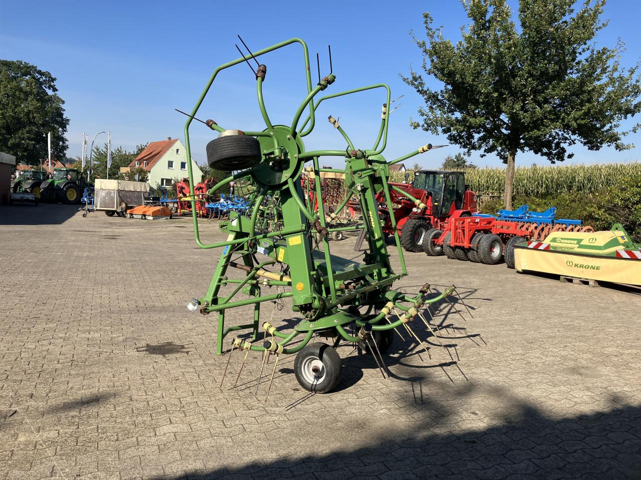 Krone KW 5.52/4x7 - Сеноворошилка: фото 2 Krone KW 5.52/4x7 - Сеноворошилка: фото 2