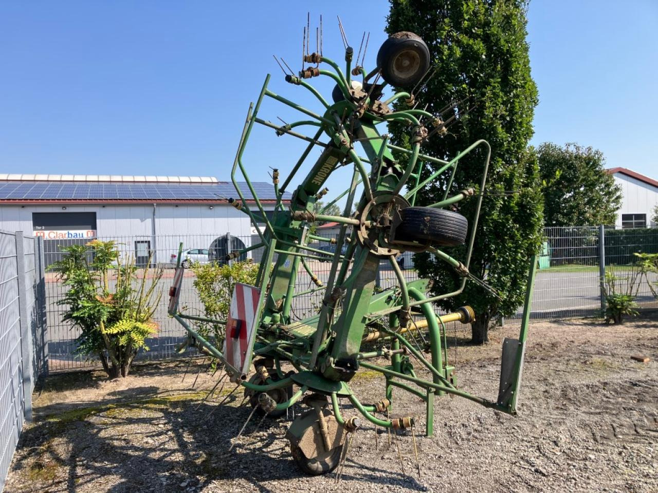 Krone KW7.70/6x7 - Сеноворошилка: фото 4 Krone KW7.70/6x7 - Сеноворошилка: фото 4