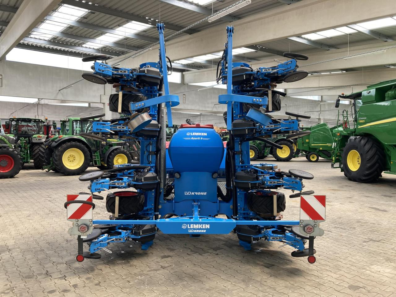 Lemken Azurit 9/8.75 - Сеялка точного высева: фото 5 Lemken Azurit 9/8.75 - Сеялка точного высева: фото 5