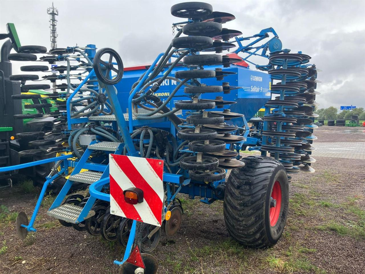 Сеялка Lemken Solitair 9/450KA-DS: фото 10 Сеялка Lemken Solitair 9/450KA-DS: фото 10