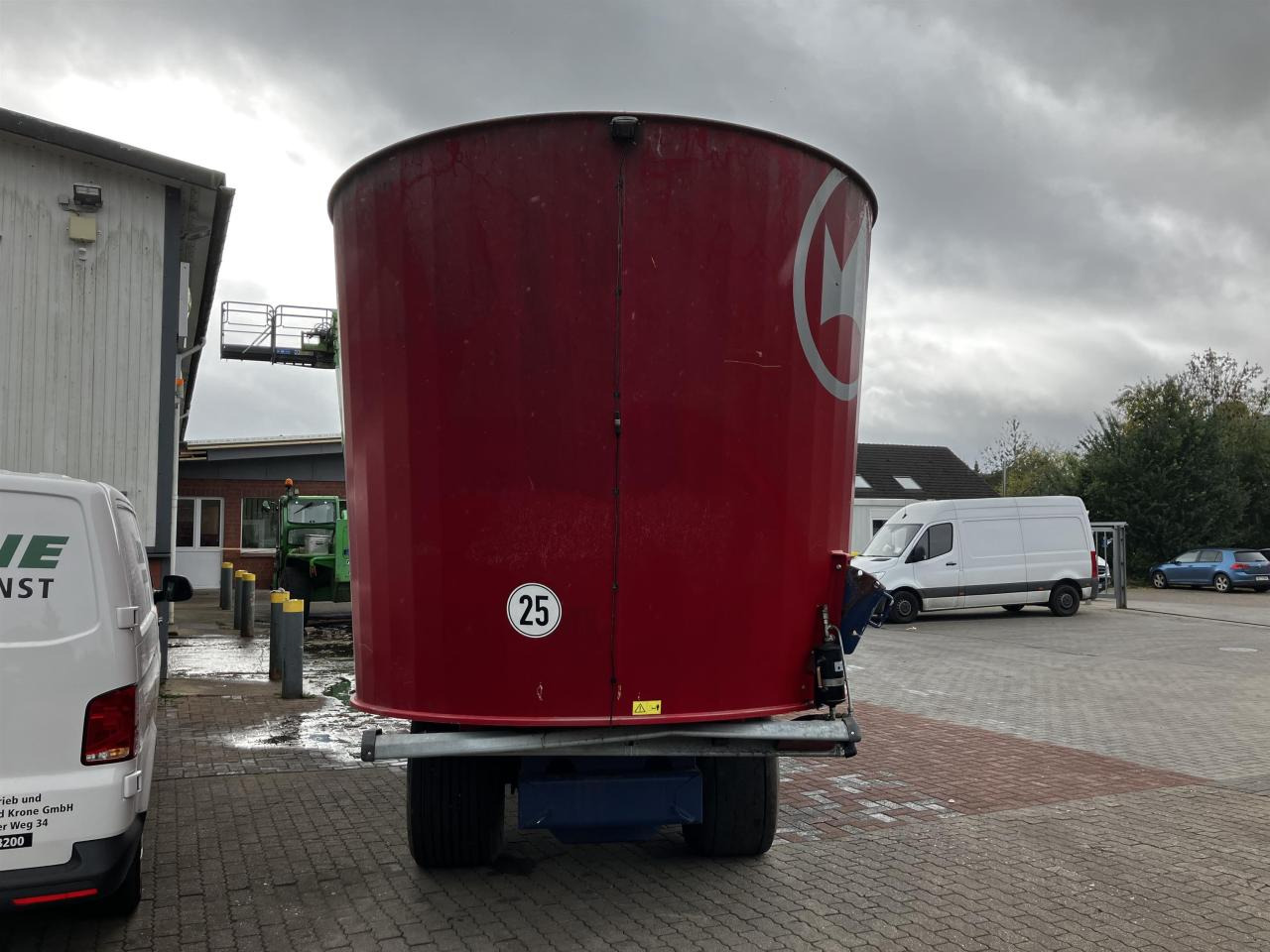 Mayer Trailed Line DUO 18 - Кормораздатчик: фото 3 Mayer Trailed Line DUO 18 - Кормораздатчик: фото 3