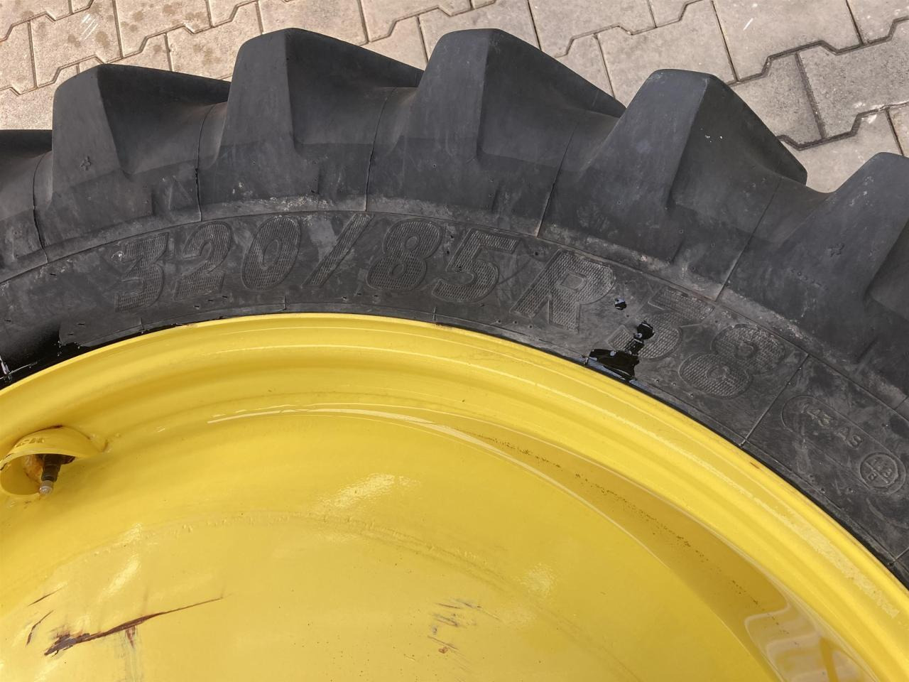 Michelin 320/85R38 - Шина для Сельскохозяйственной техники: фото 3 Michelin 320/85R38 - Шина для Сельскохозяйственной техники: фото 3
