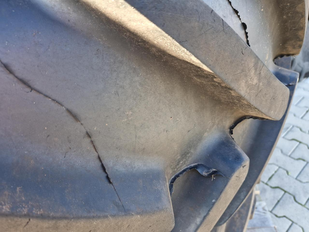 Michelin 480/70R38 - Шина для Сельскохозяйственной техники: фото 2 Michelin 480/70R38 - Шина для Сельскохозяйственной техники: фото 2