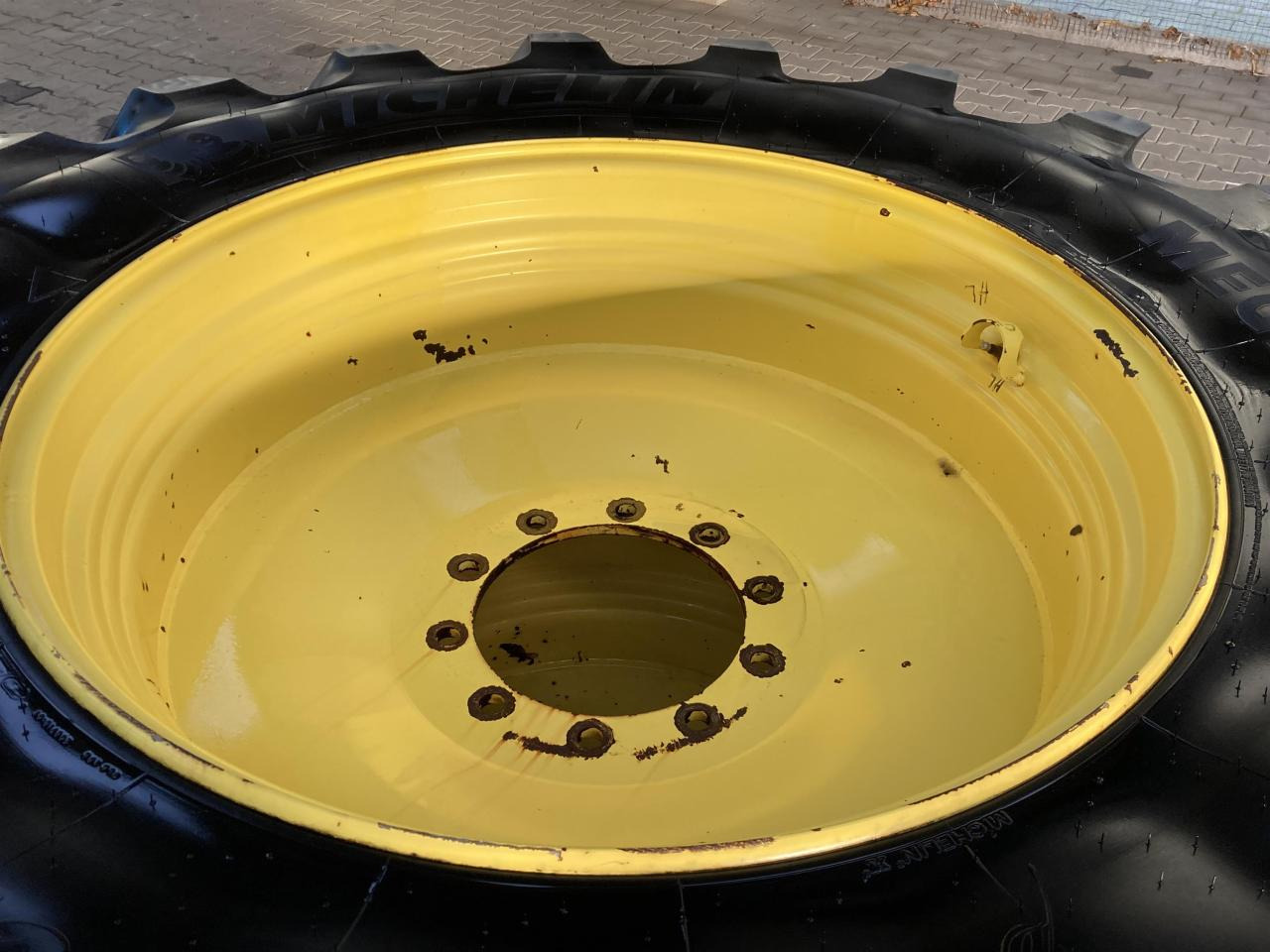 Michelin 620/70R38 - Шина для Сельскохозяйственной техники: фото 3 Michelin 620/70R38 - Шина для Сельскохозяйственной техники: фото 3