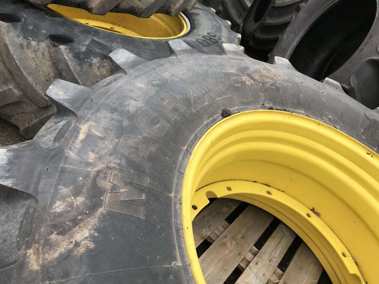 Michelin 650/85R38 - Шина для Сельскохозяйственной техники: фото 4 Michelin 650/85R38 - Шина для Сельскохозяйственной техники: фото 4