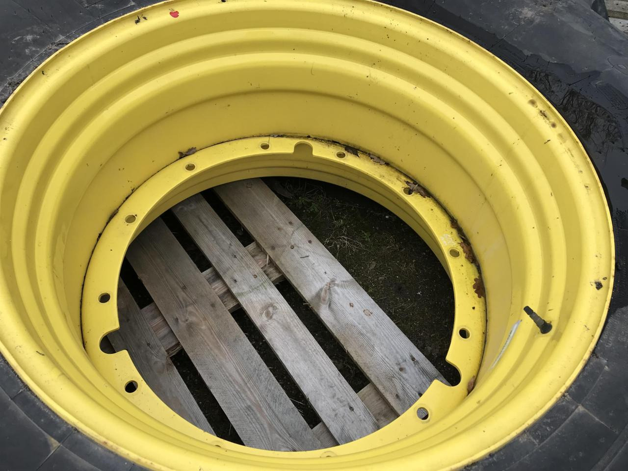 Michelin 650/85R38 - Шина для Сельскохозяйственной техники: фото 2 Michelin 650/85R38 - Шина для Сельскохозяйственной техники: фото 2