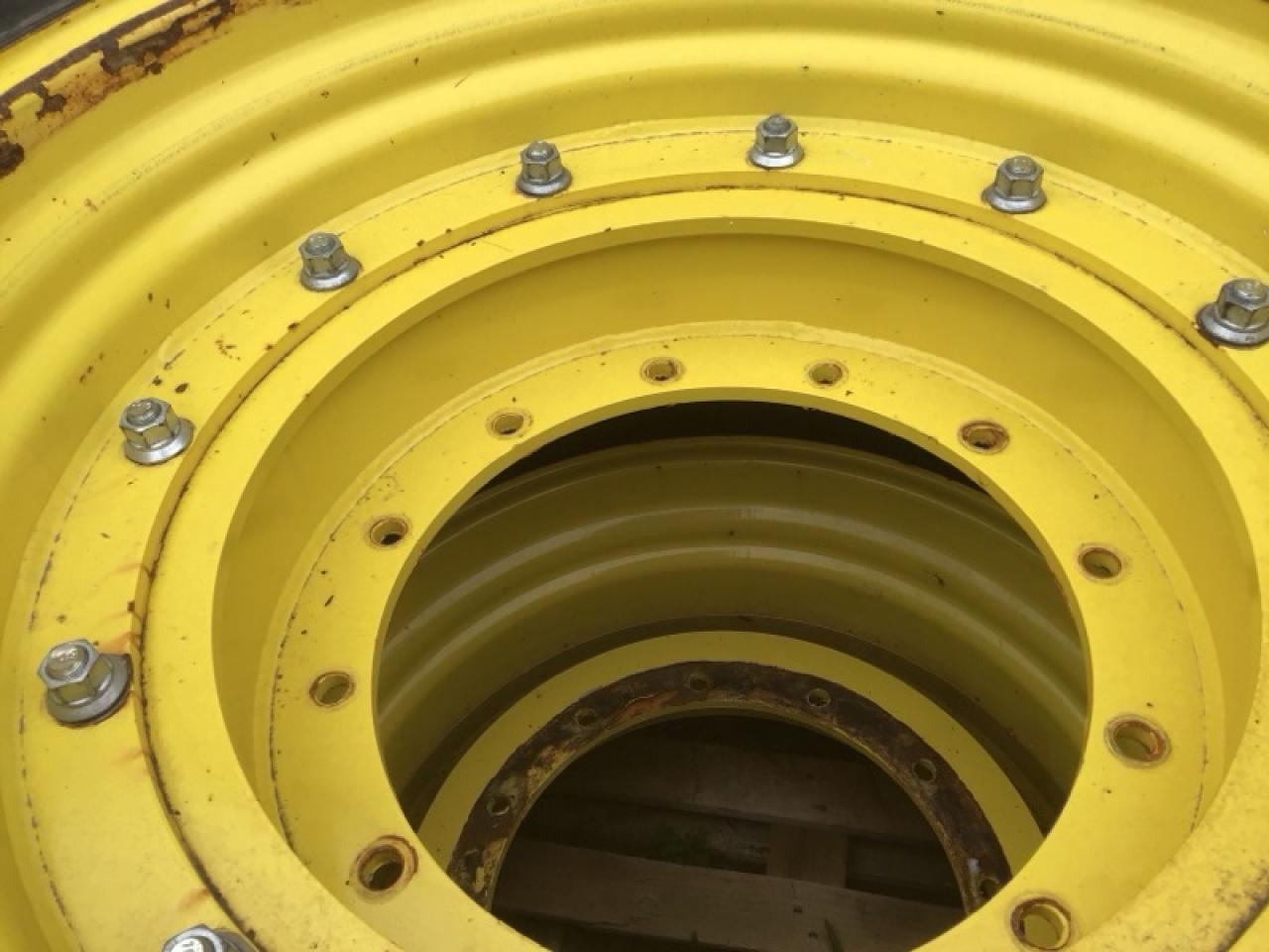 Mitas 680/80R42 - Шина для Сельскохозяйственной техники: фото 3 Mitas 680/80R42 - Шина для Сельскохозяйственной техники: фото 3