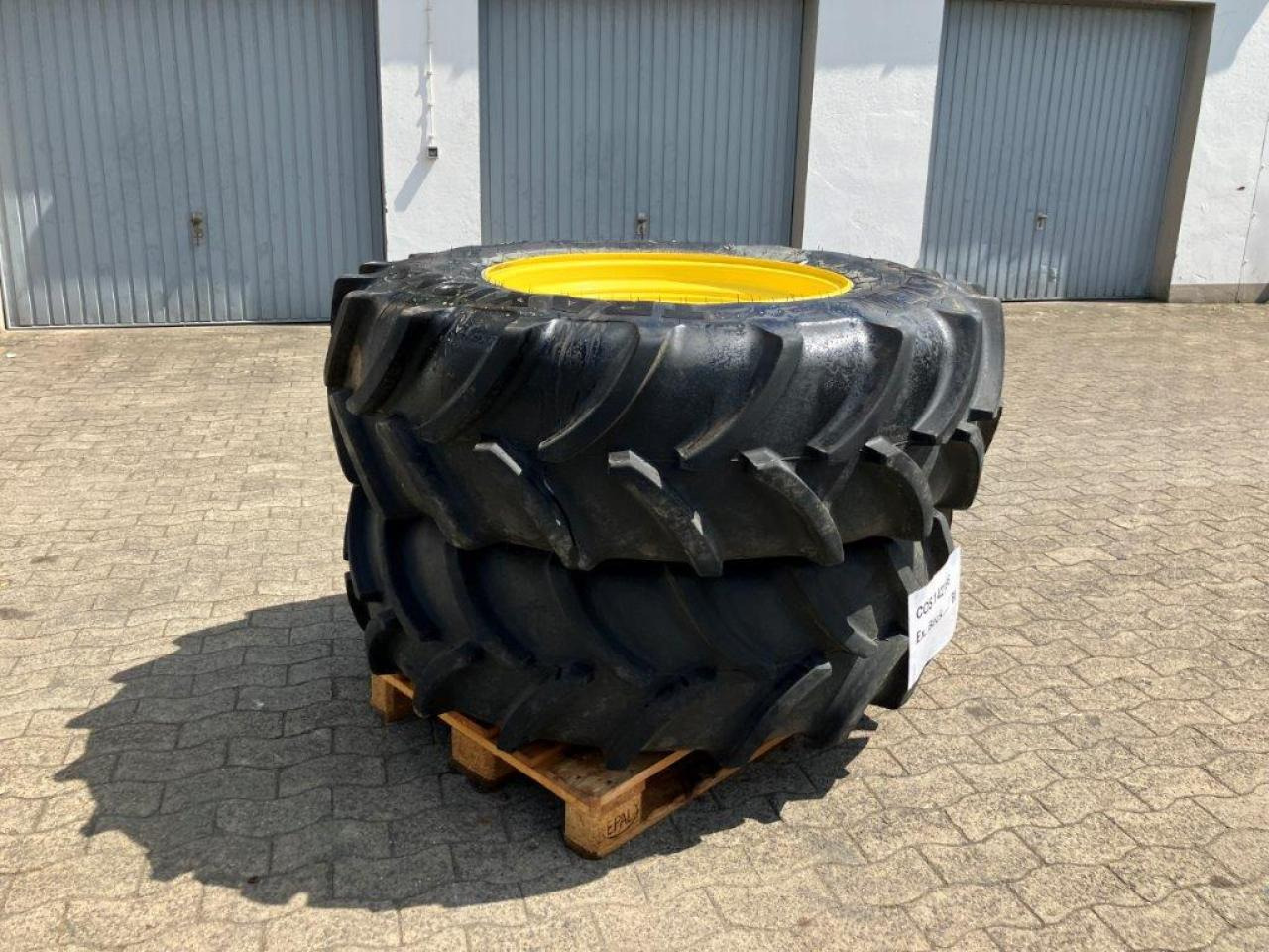 Vredestein 420/85R30 - Шина для Сельскохозяйственной техники: фото 1 Vredestein 420/85R30 - Шина для Сельскохозяйственной техники: фото 1