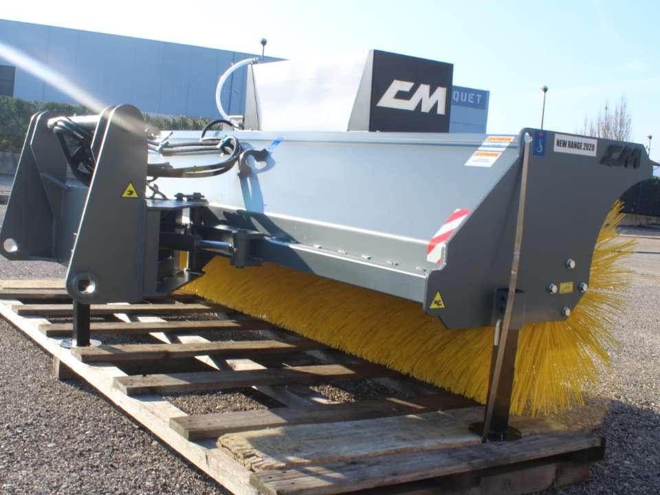 CM Crusher CSA 225 Angle Sweeper - Щетка для Мини-погрузчиков с бортовым поворотом: фото 2 CM Crusher CSA 225 Angle Sweeper - Щетка для Мини-погрузчиков с бортовым поворотом: фото 2