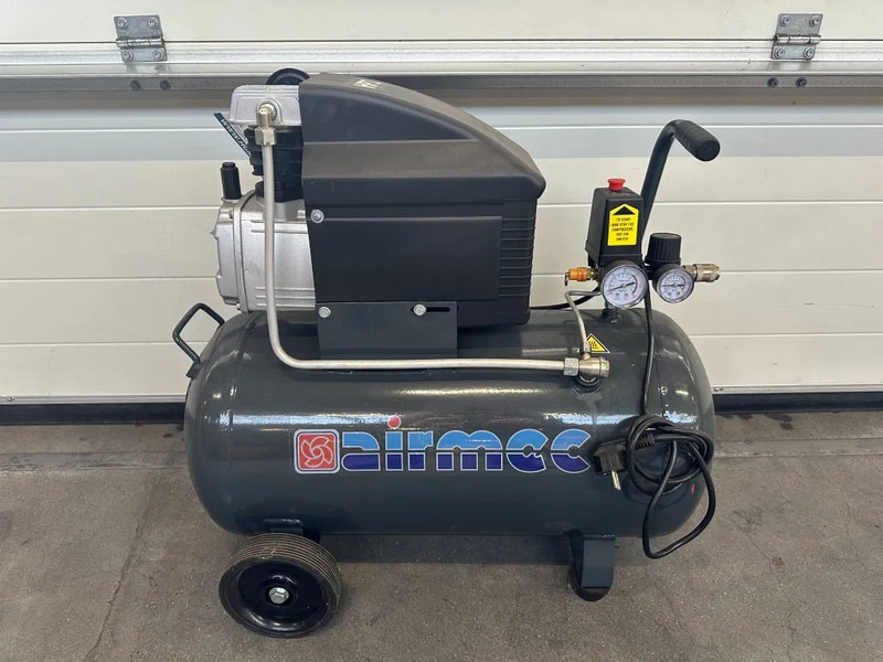 Airmec FIAC 2 PK 170 L / min 8 Bar Elektrische Zuigercompressor Overstock - Воздушный компрессор: фото 1 Airmec FIAC 2 PK 170 L / min 8 Bar Elektrische Zuigercompressor Overstock - Воздушный компрессор: фото 1