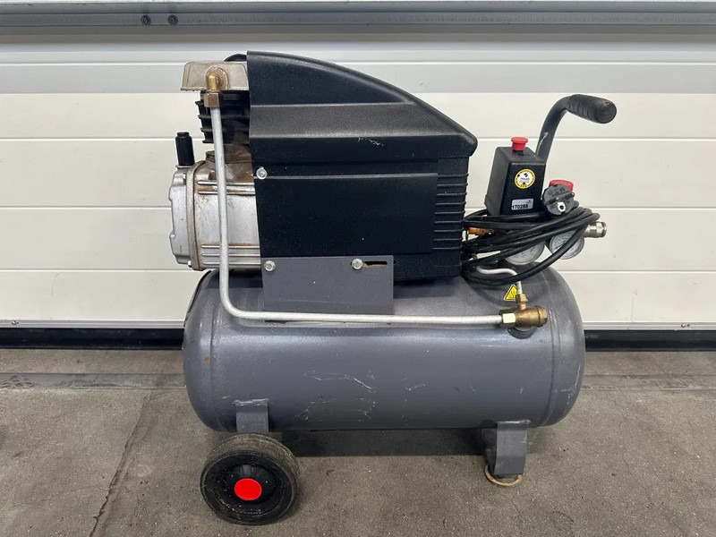 Воздушный компрессор Airmec Fiac BXA 25200 Elektrische Zuigercompressor 2 PK 150 L / min 8 Bar: фото 6