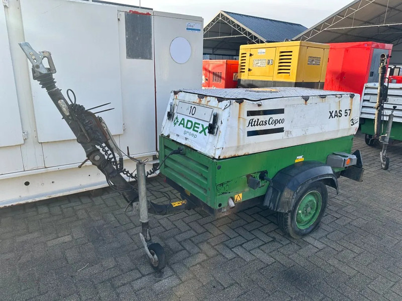 Atlas-Copco XAS 57 DD Deutz 3 m3 / min 23 kW 7 Bar Mobiele Diesel Compressor op aanhanger - Воздушный компрессор: фото 2 Atlas-Copco XAS 57 DD Deutz 3 m3 / min 23 kW 7 Bar Mobiele Diesel Compressor op aanhanger - Воздушный компрессор: фото 2