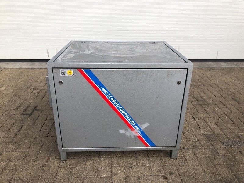 Creemers RCN 15-61 15 kW 1660 Liter/min 15 bar schroefcompressor - Воздушный компрессор: фото 3 Creemers RCN 15-61 15 kW 1660 Liter/min 15 bar schroefcompressor - Воздушный компрессор: фото 3