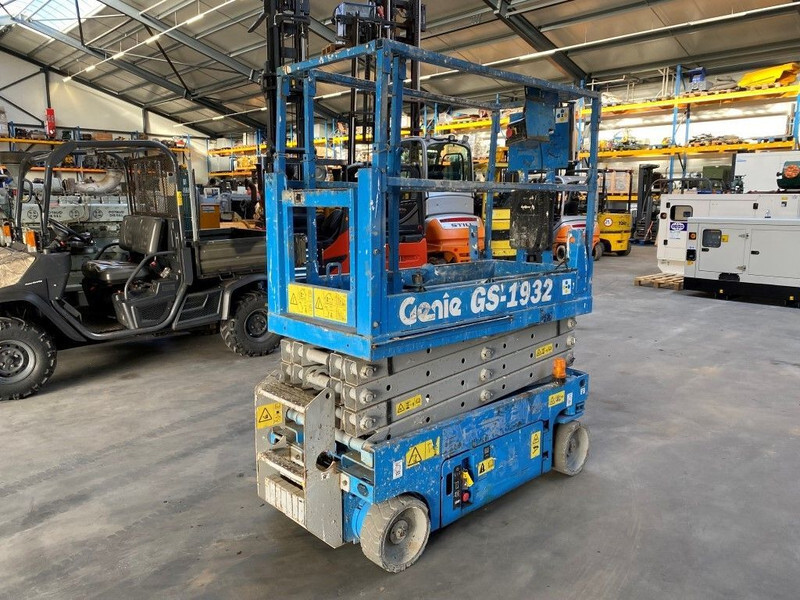 Ножничный подъемник Genie GS 1932 Elektrische Schaarhoogwerker 7.8 meter werkhoogte 304 uur !: фото 15