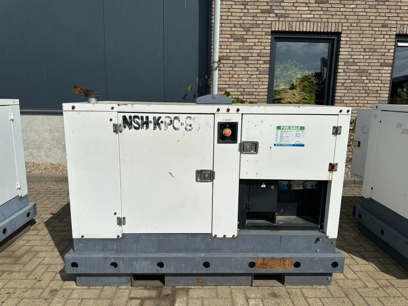 Iveco FPT F32 AM1A Leroy Somer 32 kVA Silent generatorset 39 hours ! - Электрогенератор: фото 1 Iveco FPT F32 AM1A Leroy Somer 32 kVA Silent generatorset 39 hours ! - Электрогенератор: фото 1