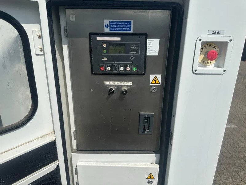 Iveco FPT NEF45 SM1A.A004 Stamford 60 KVA Silent Rental generatorset - Электрогенератор: фото 2 Iveco FPT NEF45 SM1A.A004 Stamford 60 KVA Silent Rental generatorset - Электрогенератор: фото 2