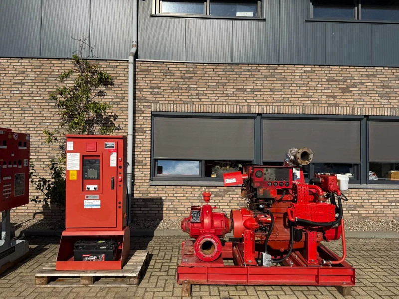 John Deere 6068 HF 120 Armstrong 452 m3 / h Diesel Waterpomp brandschade - Насос для воды: фото 1 John Deere 6068 HF 120 Armstrong 452 m3 / h Diesel Waterpomp brandschade - Насос для воды: фото 1