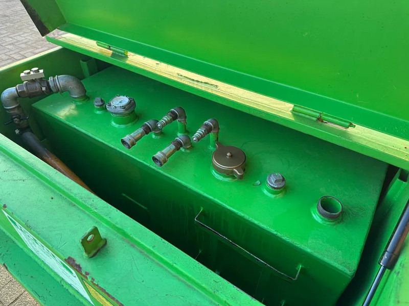Kiwa IBC Steenbergen 750 liter Dieseltank met Handpomp Milieutank - Морской контейнер: фото 4 Kiwa IBC Steenbergen 750 liter Dieseltank met Handpomp Milieutank - Морской контейнер: фото 4