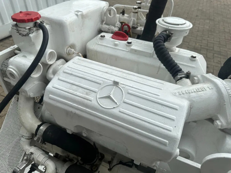 Электрогенератор Mercedes-Benz OM 364 MTU 50 kVA Marine Scheepsvaart generatorset: фото 9