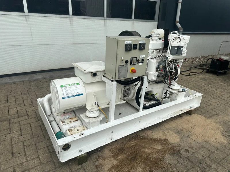 Электрогенератор Mercedes-Benz OM 364 MTU 50 kVA Marine Scheepsvaart generatorset: фото 5