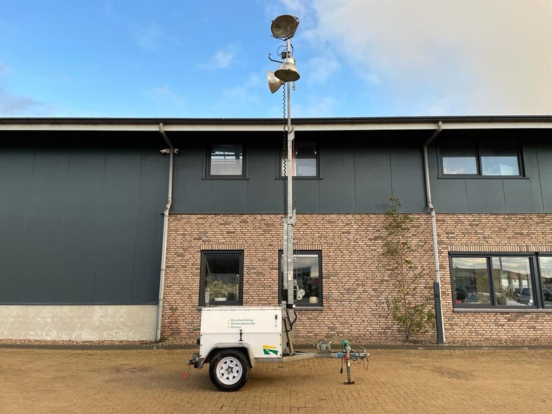 Perkins Mecc Alte Spa 5 kVA Mobiele Lichtmast Aggregaat Light Tower - Осветительная мачта: фото 2 Perkins Mecc Alte Spa 5 kVA Mobiele Lichtmast Aggregaat Light Tower - Осветительная мачта: фото 2