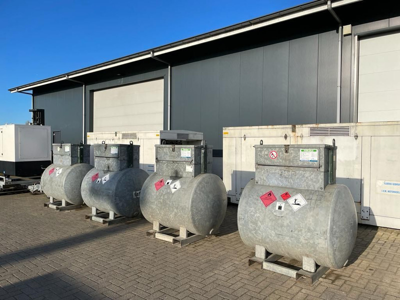 Dieseltank Rietberg 1000 liter Dieseltank Gegalvaniseerd IBC - Резервуар для хранения: фото 3 Dieseltank Rietberg 1000 liter Dieseltank Gegalvaniseerd IBC - Резервуар для хранения: фото 3