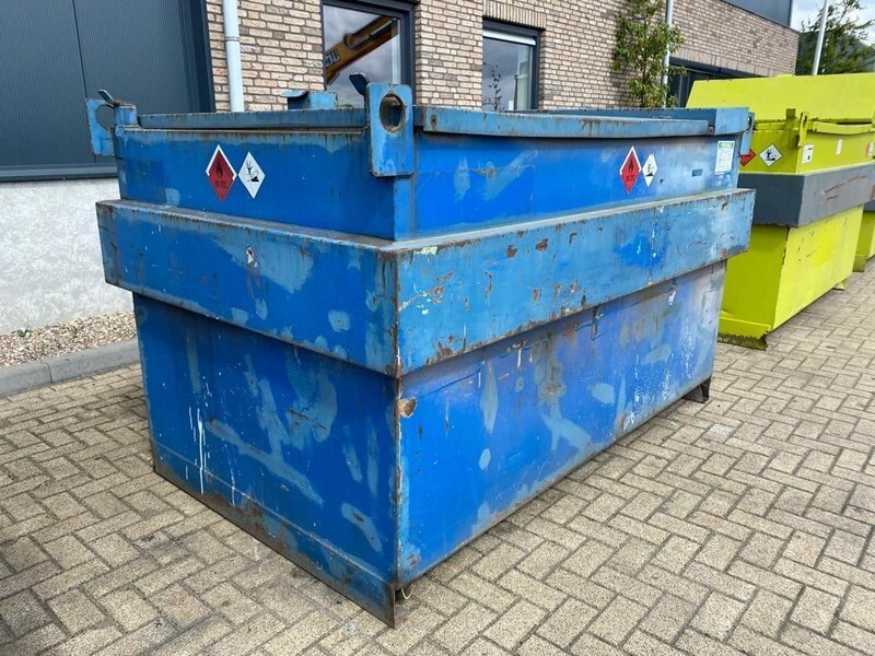 Steenbergen 2000 liter Kiwa IBC dieseltank met handpomp met keuring - Резервуар для хранения: фото 1 Steenbergen 2000 liter Kiwa IBC dieseltank met handpomp met keuring - Резервуар для хранения: фото 1